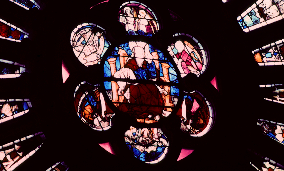 Transept, south, rose, detail