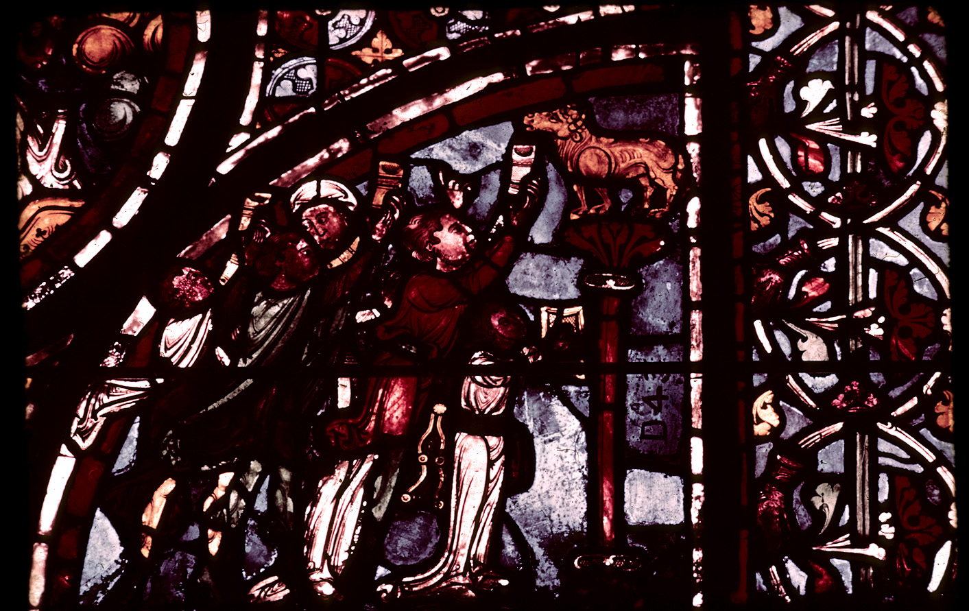 Apse, outer ambulatory, window 20, section 4