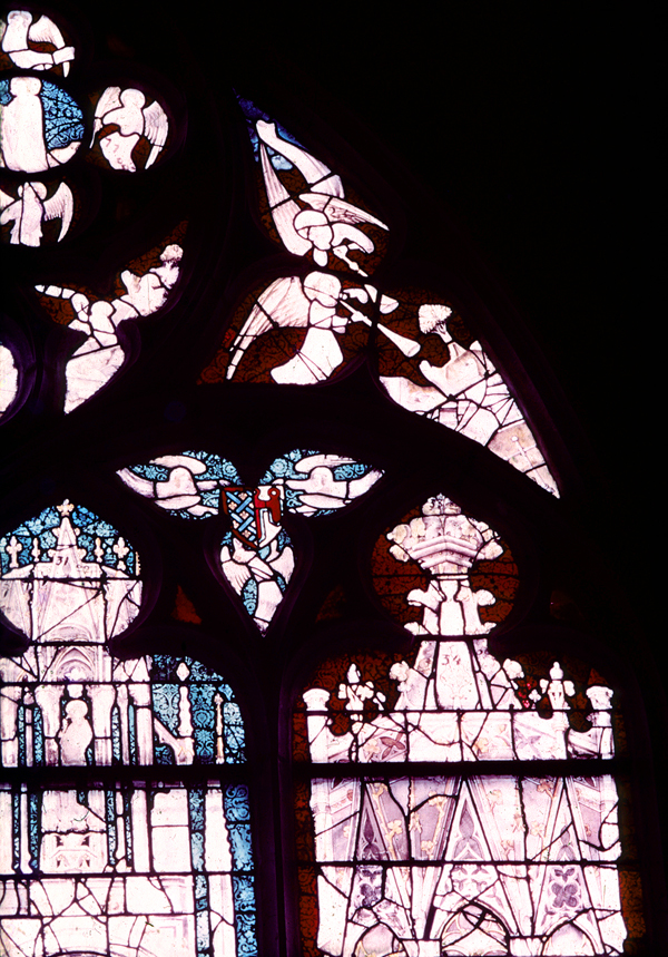 Nave, wall south, chapel, window 3, section 4 (tracery)