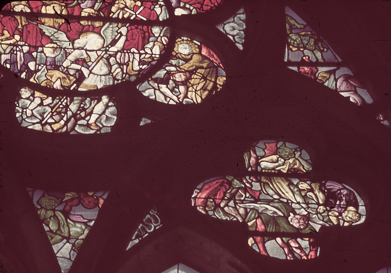 Nave, south, aisle bay window  9, quatrefoil above lancets 3 and  4