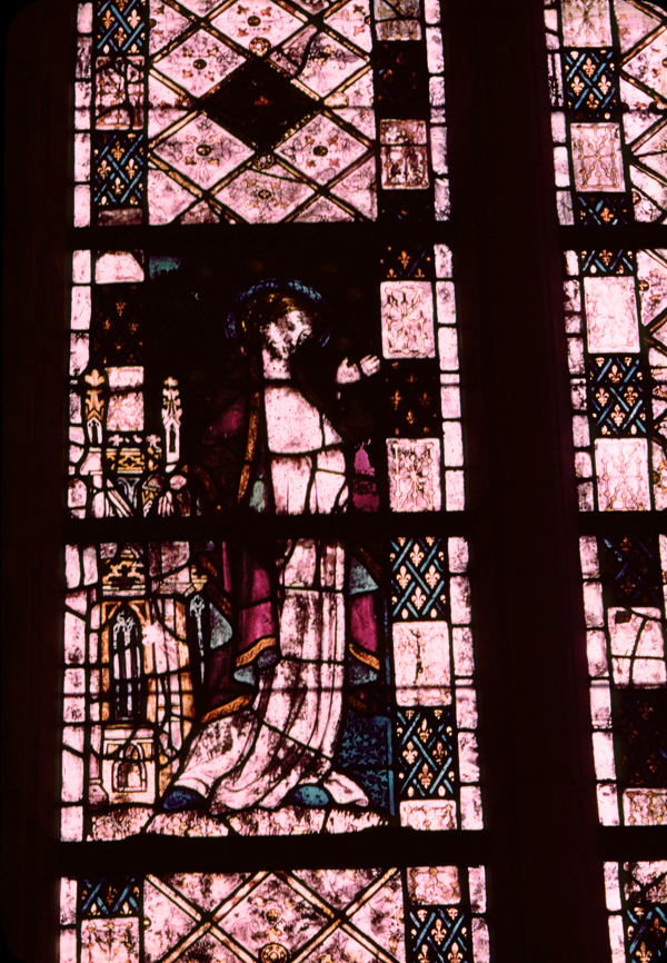 Chapel, St.-Piat, window 2, figure