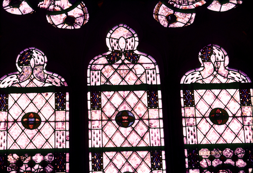 Chapel, St.-Piat, window 4, top
