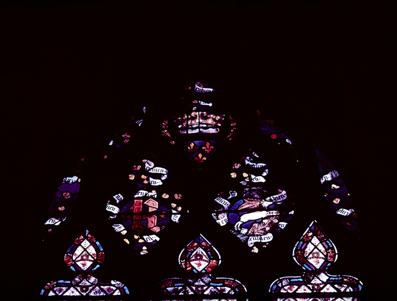 Bay 11, window B, rose, top (Corpus: Bay 17 [15])