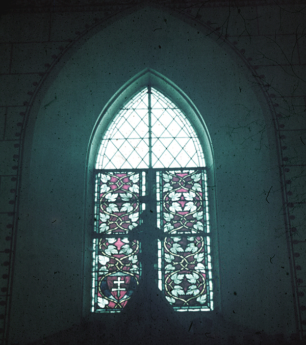 Window 9 A, full