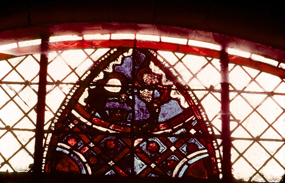 Crypt, medallion