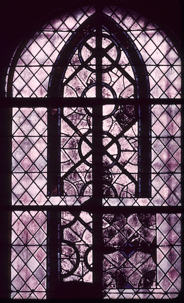 Fragment in crypt