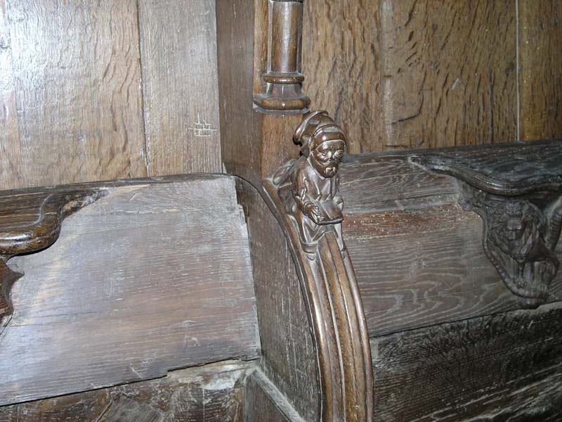 https://ima.princeton.edu/images/misericordia//france/ebfsaintpoldeleonca-059.JPG