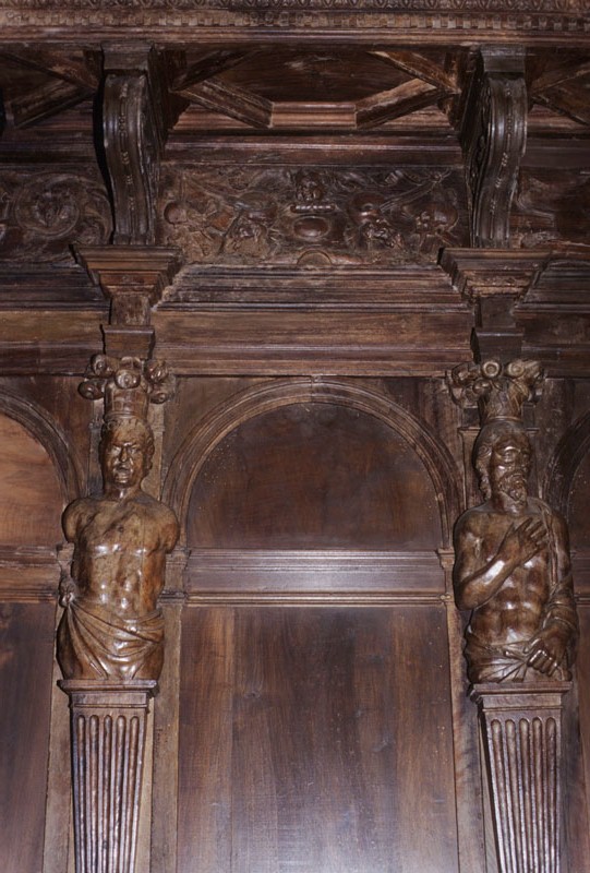 Ornament, Supporting Figure, wooden sculpture, Luxeuil-les-Bains, Saint-Pierre.