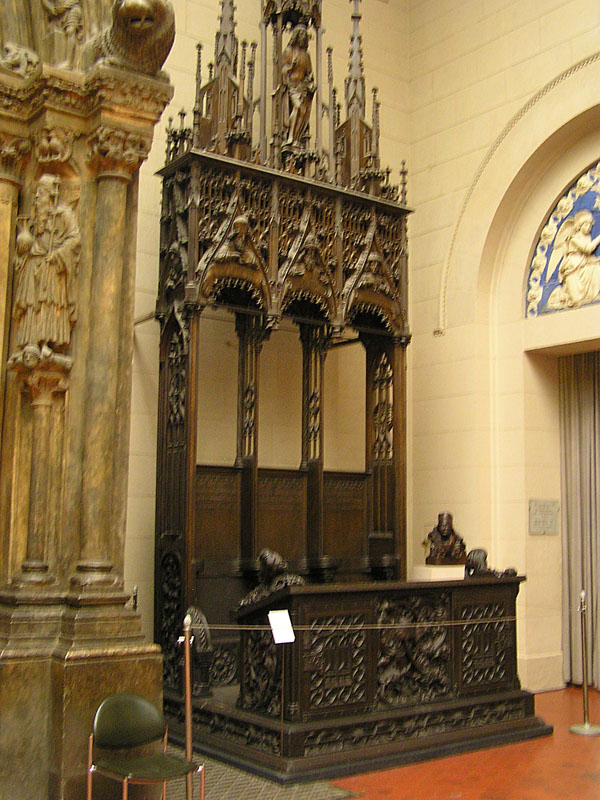 https://ima.princeton.edu/images/misericordia/russia/ebrmoscoumu-016.jpg