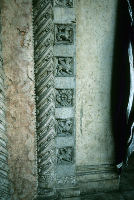 https://ima.princeton.edu/images/romanesquedb/cr.000682.jpg
