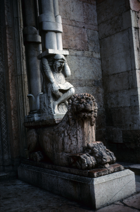 https://ima.princeton.edu/images/romanesquedb/cr.000683.jpg
