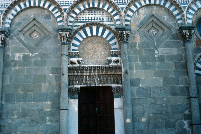 https://ima.princeton.edu/images/romanesquedb/cr.001016.jpg