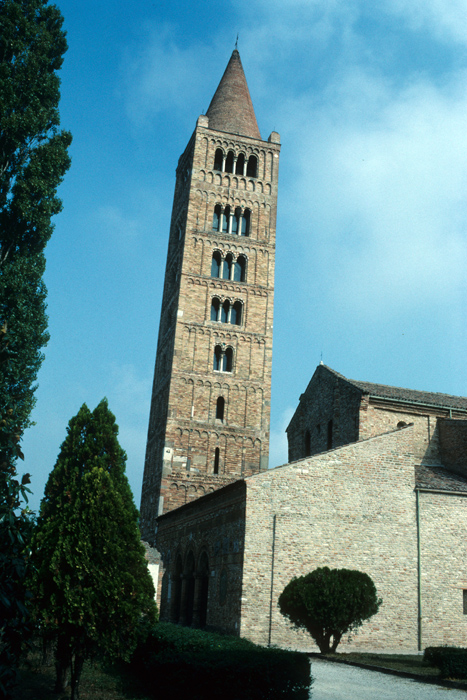 https://ima.princeton.edu/images/romanesquedb/cr.001027.jpg