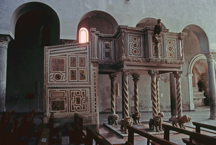 https://ima.princeton.edu/images/romanesquedb/cr.001056.jpg