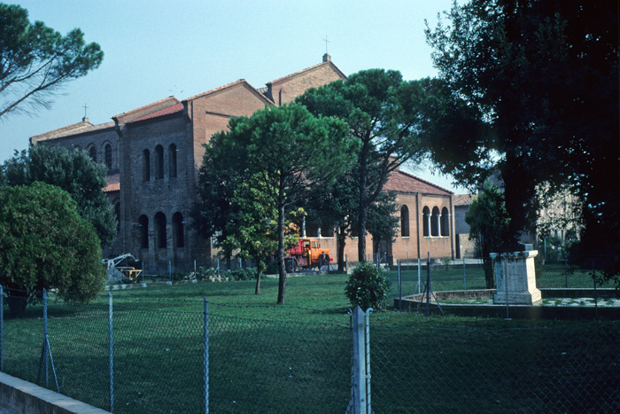https://ima.princeton.edu/images/romanesquedb/cr.001060.jpg