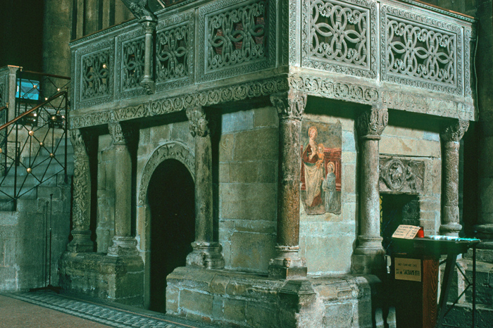 https://ima.princeton.edu/images/romanesquedb/cr.001283.jpg