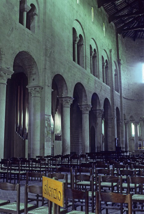 https://ima.princeton.edu/images/romanesquedb/cr.001357.jpg