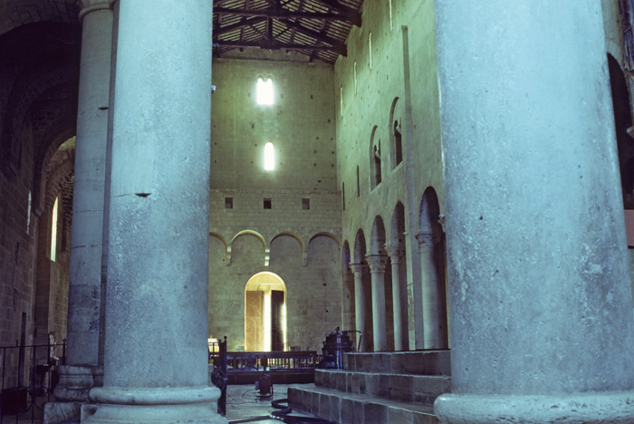 https://ima.princeton.edu/images/romanesquedb/cr.001359.jpg