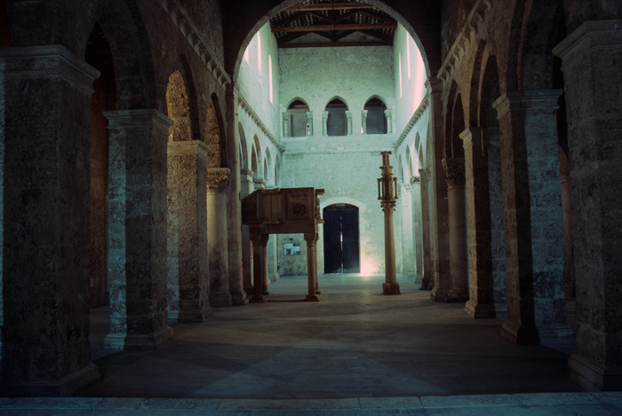 https://ima.princeton.edu/images/romanesquedb/cr.001461.jpg