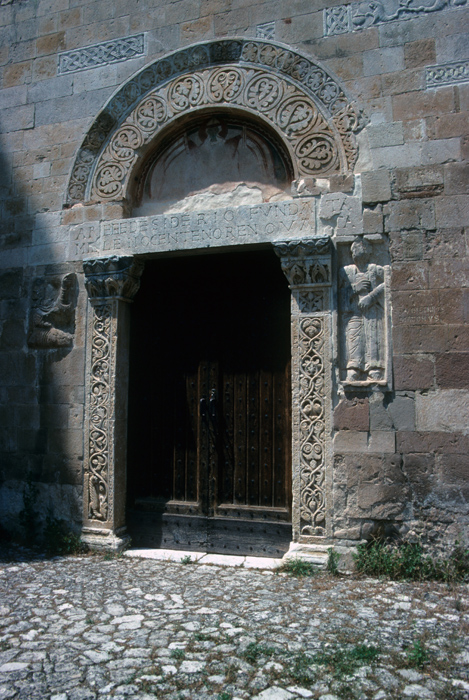 https://ima.princeton.edu/images/romanesquedb/cr.001553.jpg