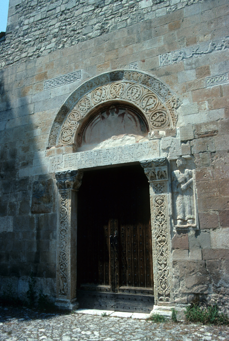 https://ima.princeton.edu/images/romanesquedb/cr.001555.jpg