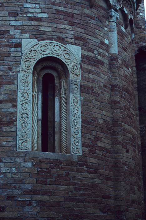 https://ima.princeton.edu/images/romanesquedb/cr.001594.jpg