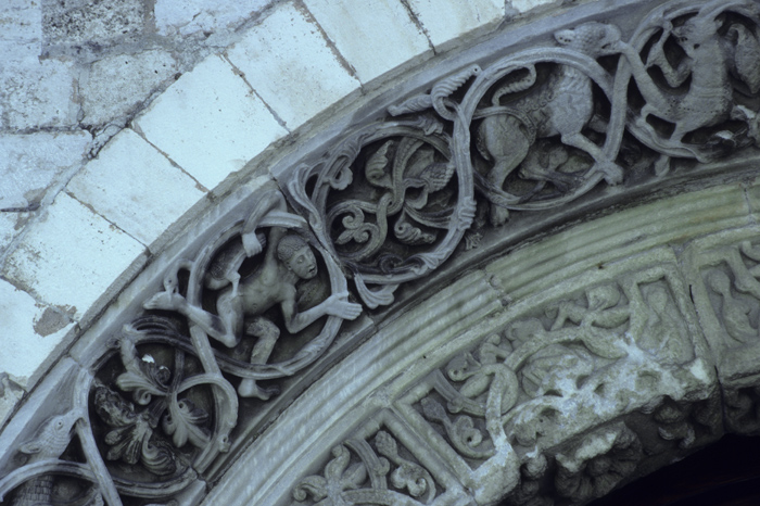 https://ima.princeton.edu/images/romanesquedb/cr.001792.jpg
