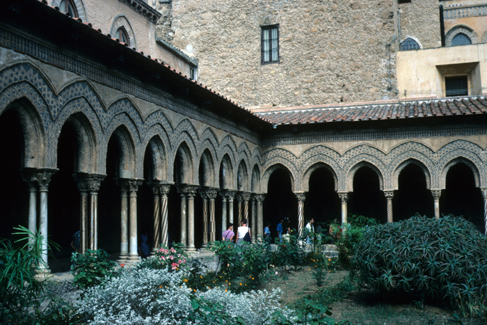 https://ima.princeton.edu/images/romanesquedb/cr.001893.jpg