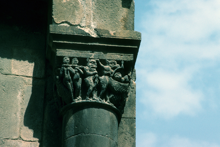 https://ima.princeton.edu/images/romanesquedb/cr.002126.jpg