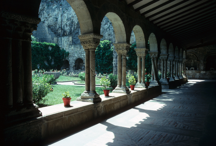 https://ima.princeton.edu/images/romanesquedb/cr.002130.jpg