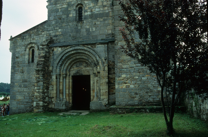 https://ima.princeton.edu/images/romanesquedb/cr.002336.jpg