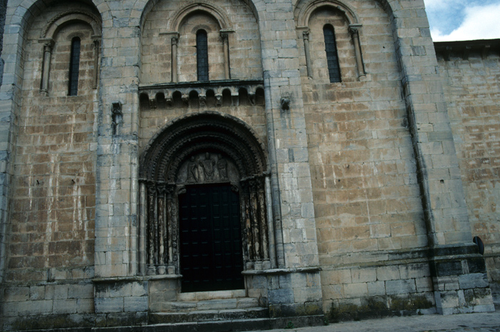 https://ima.princeton.edu/images/romanesquedb/cr.002459.jpg
