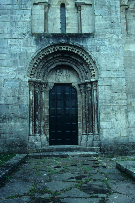https://ima.princeton.edu/images/romanesquedb/cr.002460.jpg