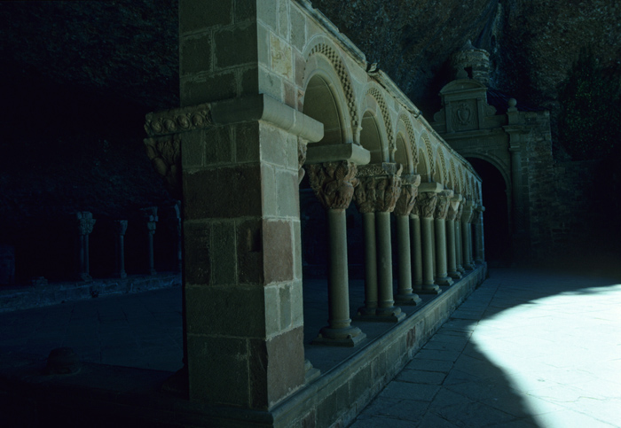 https://ima.princeton.edu/images/romanesquedb/cr.002493.jpg