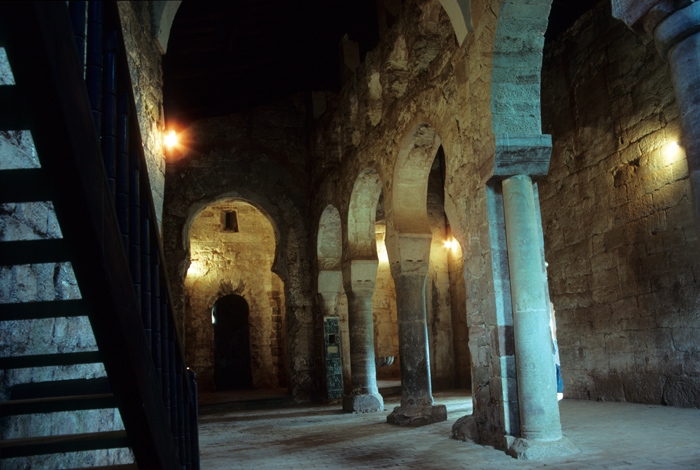 https://ima.princeton.edu/images/romanesquedb/cr.002550.jpg