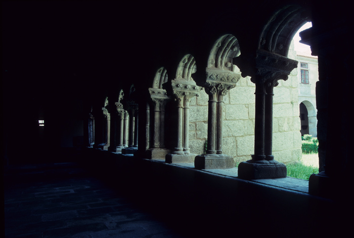 https://ima.princeton.edu/images/romanesquedb/cr.002619.jpg