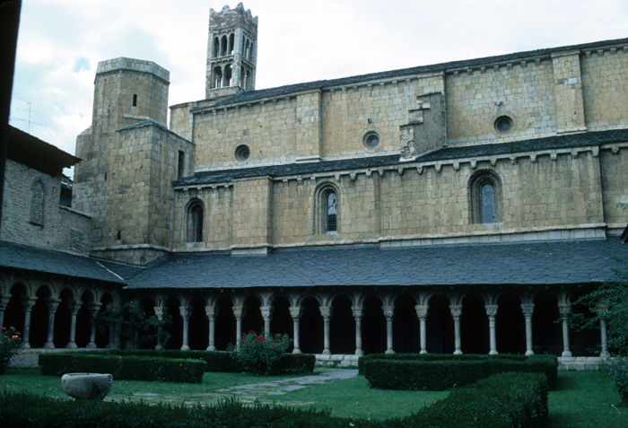 https://ima.princeton.edu/images/romanesquedb/cr.002658.jpg