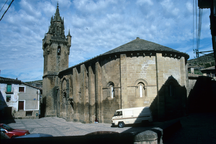 https://ima.princeton.edu/images/romanesquedb/cr.002744.jpg