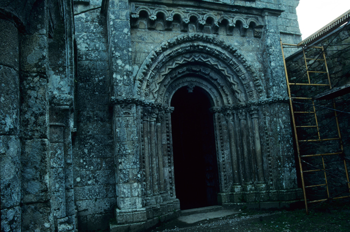 https://ima.princeton.edu/images/romanesquedb/cr.002795.jpg