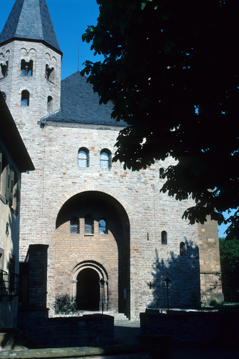 https://ima.princeton.edu/images/romanesquedb/cr.002881.jpg