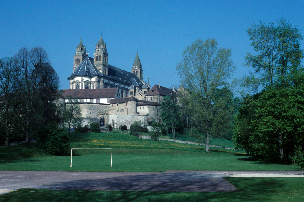 https://ima.princeton.edu/images/romanesquedb/cr.002913.jpg