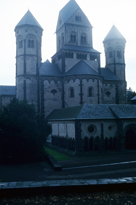 https://ima.princeton.edu/images/romanesquedb/cr.002959.jpg