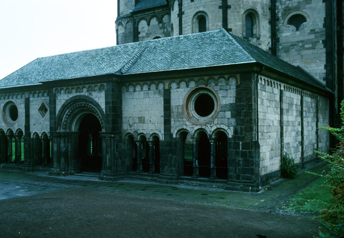 https://ima.princeton.edu/images/romanesquedb/cr.002962.jpg