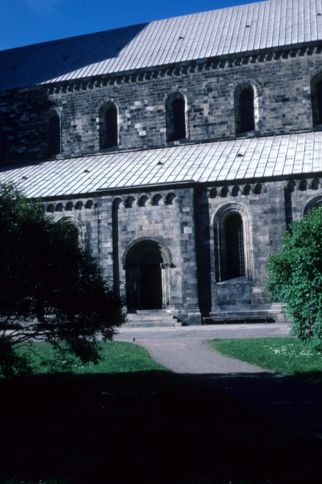 https://ima.princeton.edu/images/romanesquedb/cr.003018.jpg