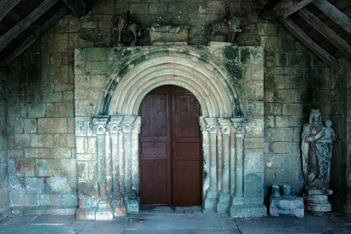 https://ima.princeton.edu/images/romanesquedb/cr.003192.jpg