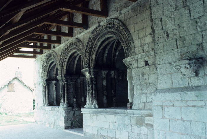 https://ima.princeton.edu/images/romanesquedb/cr.003241.jpg
