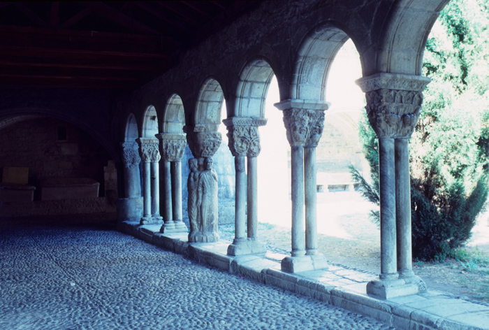 https://ima.princeton.edu/images/romanesquedb/cr.003536.jpg