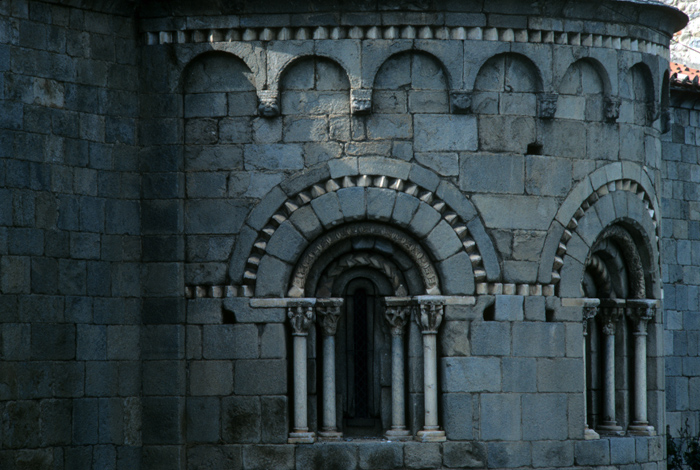 https://ima.princeton.edu/images/romanesquedb/cr.003592.jpg
