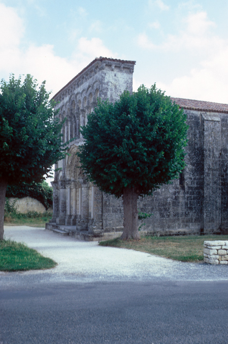 https://ima.princeton.edu/images/romanesquedb/cr.003626.jpg