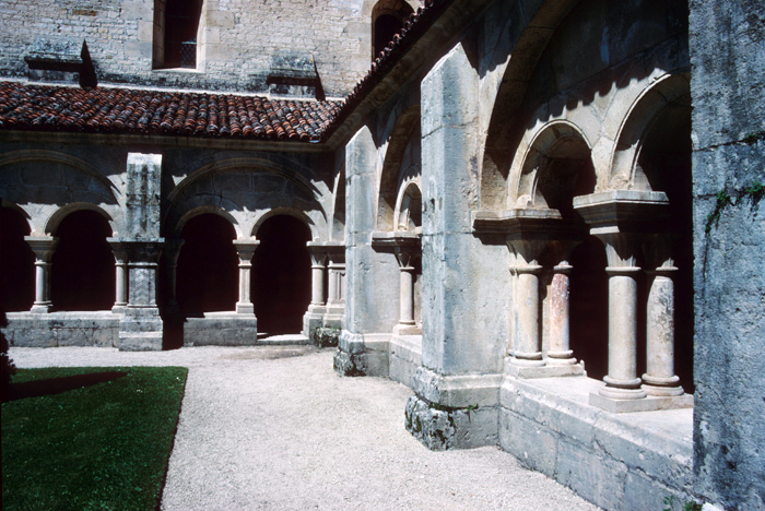 https://ima.princeton.edu/images/romanesquedb/cr.003709.jpg